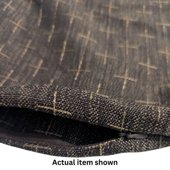 ➕ New Pack of 2 Decorative Throw Pillow Covers Brown Rustic Woven 20x20 - Picture 3 of 5